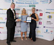 Causeway Chamber of Commerce Awards 2021 Retailer of the Year presented by Mayor Councillor Richard Holmes to winners Jayne Gilmour and Barbara Allison of Stable Lane Boutique.   19 Chamber Awards 2021