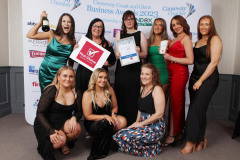 BEST EATERY AWARD goes to Bob & Berts presented by Karen Rainey of sponsor FIRST CHOICE RECRUITMENT at the Causeway Chamber of Commerce Awards 2023 ceremony in partnership with Randox Health held at the Lodge Hotel.       22 Chamber Awards 2023