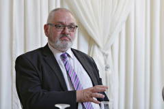 Independent Bill Stewart at the Causeway Chamber's Pre Party Election debate at the Lodge Hotel.   13 Pre Party Election Debate 2022